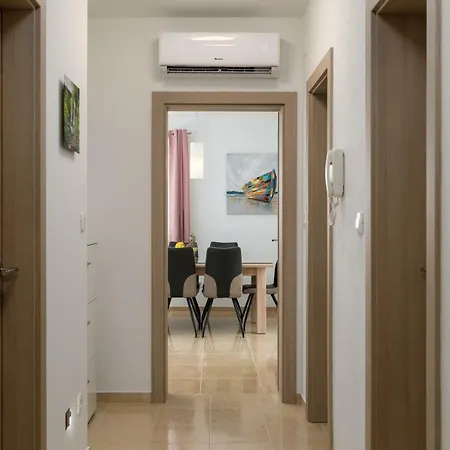 Apartment Lilly Kastela