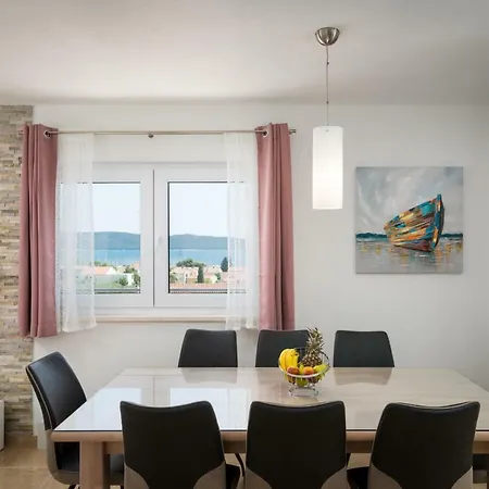 Apartament Lilly *